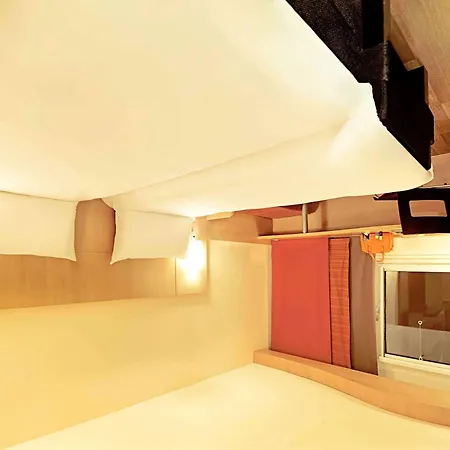 Готель Ibis Centro Sao Bento