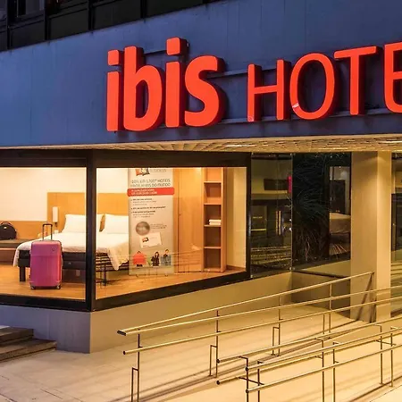 Готель Ibis Centro Sao Bento 2*