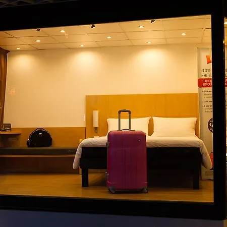 Готель Ibis Centro Sao Bento 2*